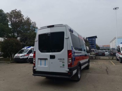 依維柯醫療救護車發動機與懸架解析